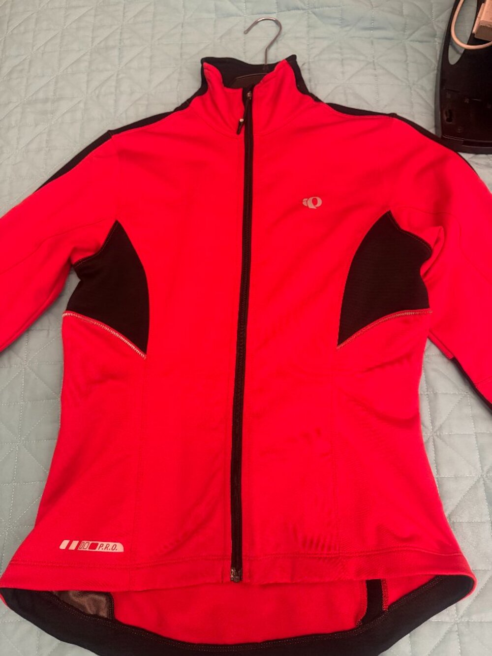 Pear Izumi Cycling Jacket (Small) in Great condition: Smoke & Pet Free House!